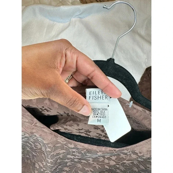 Eileen Fisher 100%‎ Silk Leaves Blouse SIZE M - Picture 5 of 5